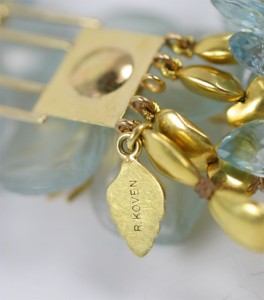A close up of the name tag on a bracelet