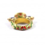 A close up of the top part of a ring